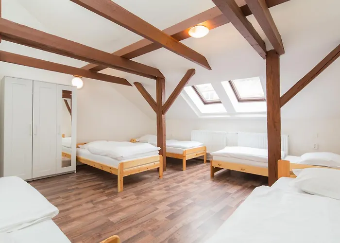 Hostel Easy Housing Praga