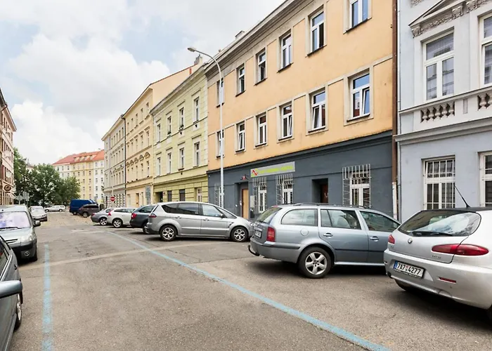 Hostel Easy Housing Praga